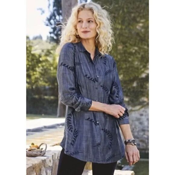 Soft Surroundings NWT Dark Blue Embroidered Long Sleeve Button Up Shirt Size PM - Picture 1 of 13